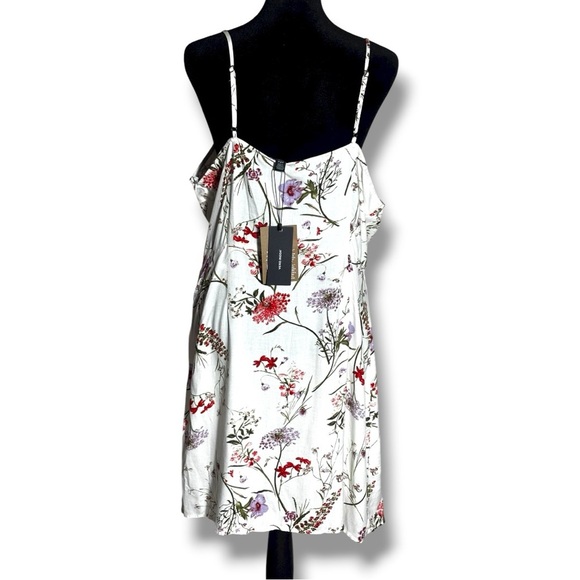 Vero Moda NWT Floral White Red/Purple Floral Print Sleeveless Flowy Mini Dress - Picture 6 of 12